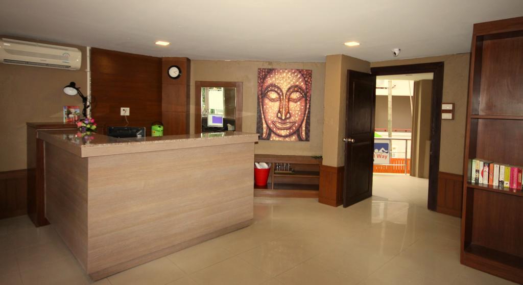 Baywatch Boutique Hotel Ao Nang ク ラビ エクステリア 写真