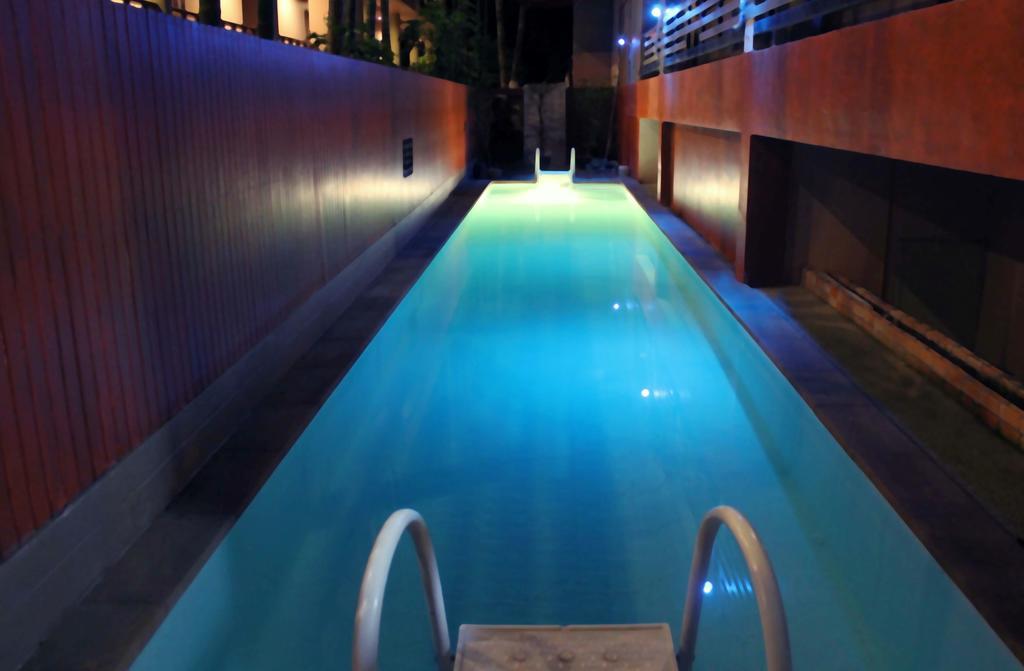 Baywatch Boutique Hotel Ao Nang ク ラビ エクステリア 写真