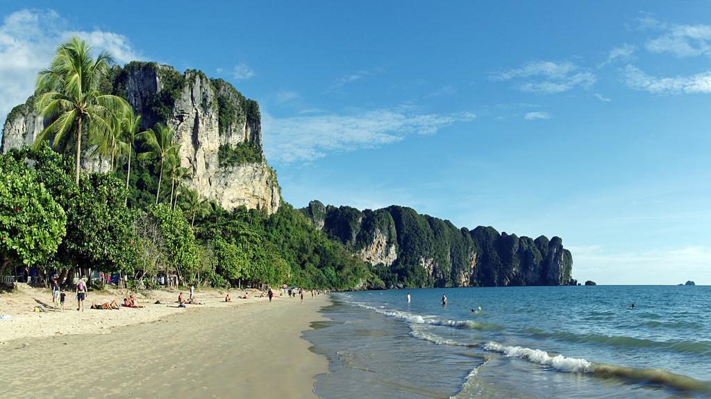 Baywatch Boutique Hotel Ao Nang ク ラビ エクステリア 写真